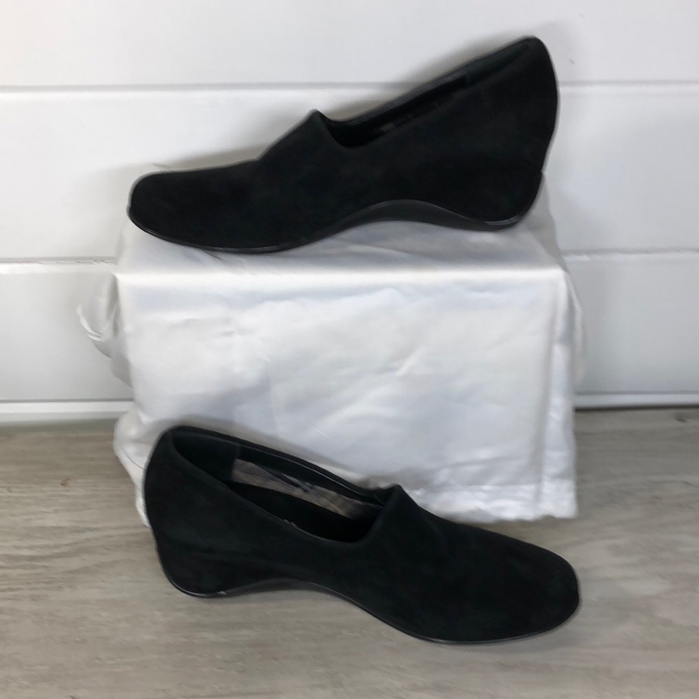 Aquatalia Made in Italy Marvin K Suede Wedge Slip-On Loafer -Black - Size 8